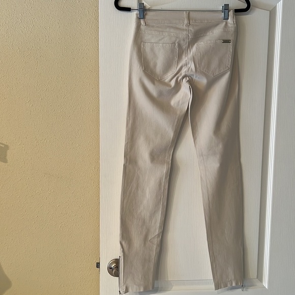 🆕 GUITAR Women’s Two Pice Jacket and Pants Set 🤪 - Picture 14 of 15